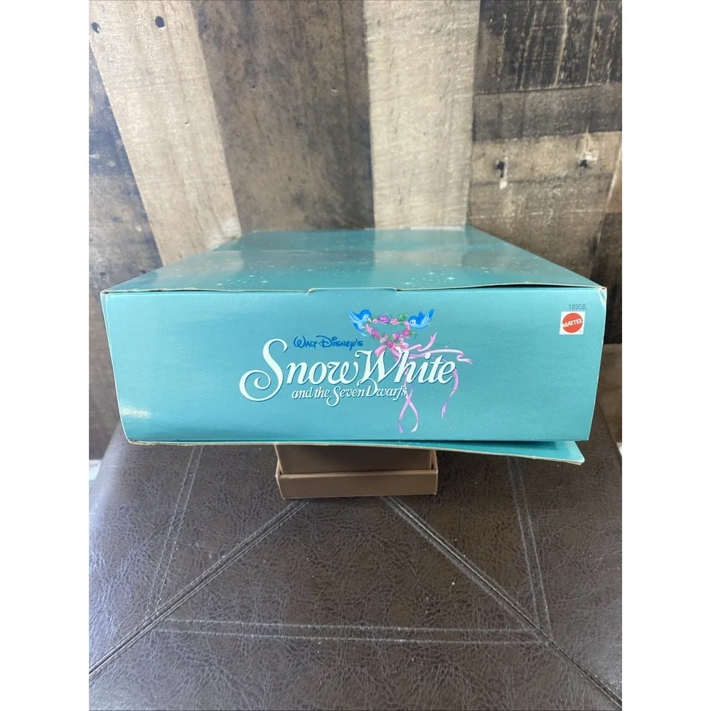Vintage 1997 Disney Snow White Seven Dwarfs Wedding Doll Mattel #18958‎ New